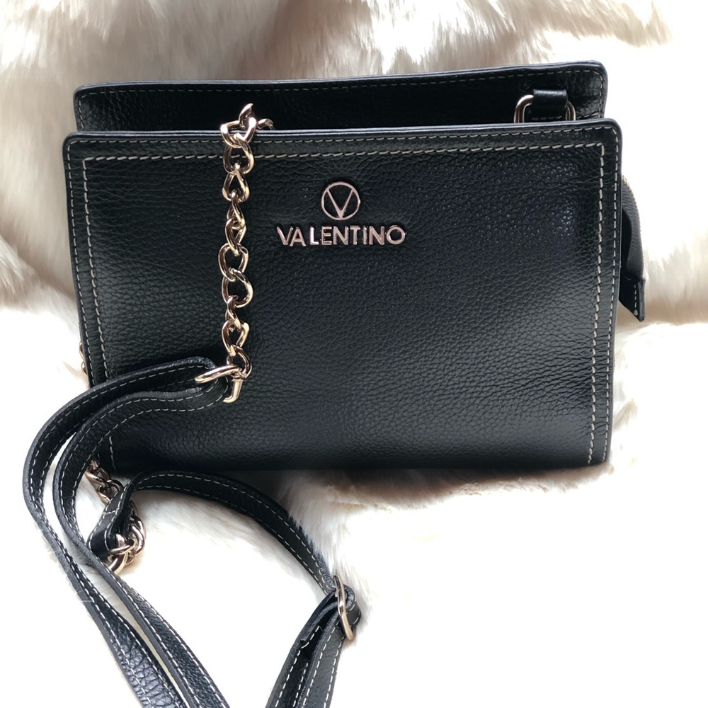 Mario Valentino black leather crossbody gold chain